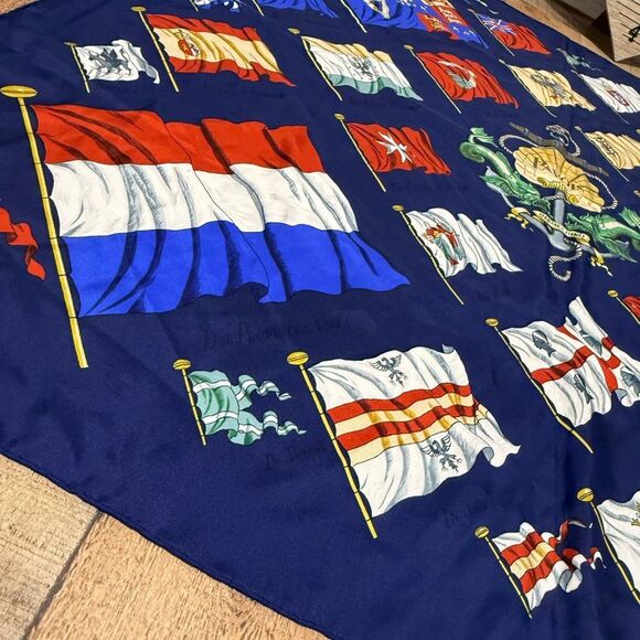 HERMES Hermes Carre 90 Scarf Muffler PAVOIS Ship Flag Pattern 100% Silk blue - Picture 3 of 16
